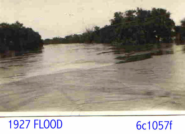 1927 Flood in Winfield, KS