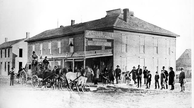 1877 Central Hotel
