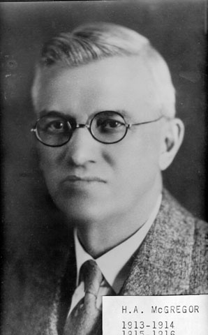 1913 Herbert A McGregor