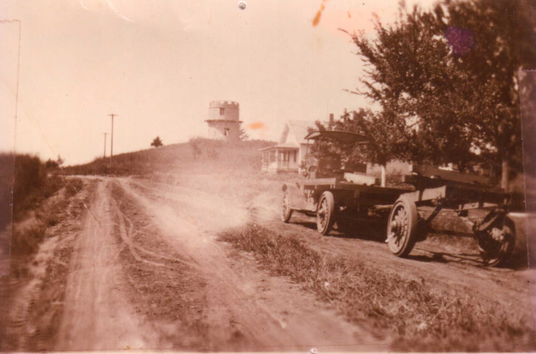 1920's 9th Street looking towards Observatory