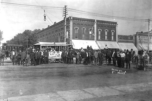 1909 Horse Drawn Street Car