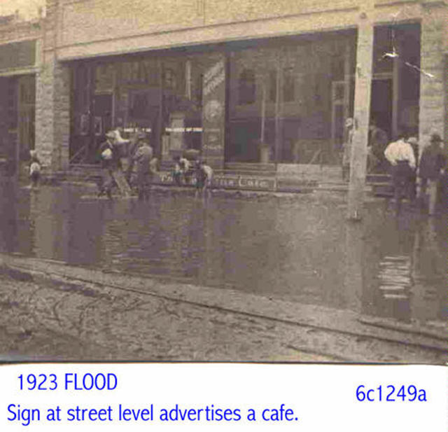 1923 Flood in Winfield
