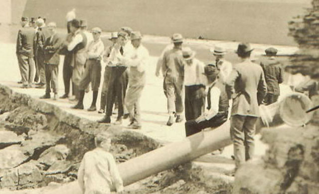 crowd