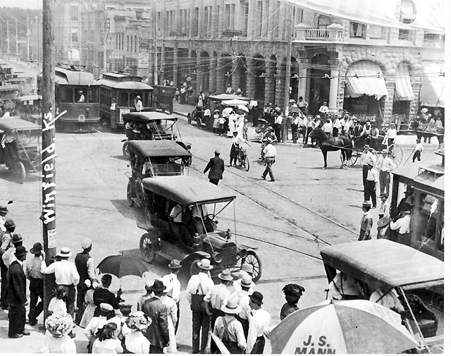 Winfield, 9th & Main about 1915