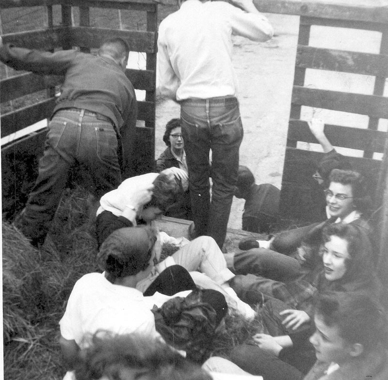 hayrack ride